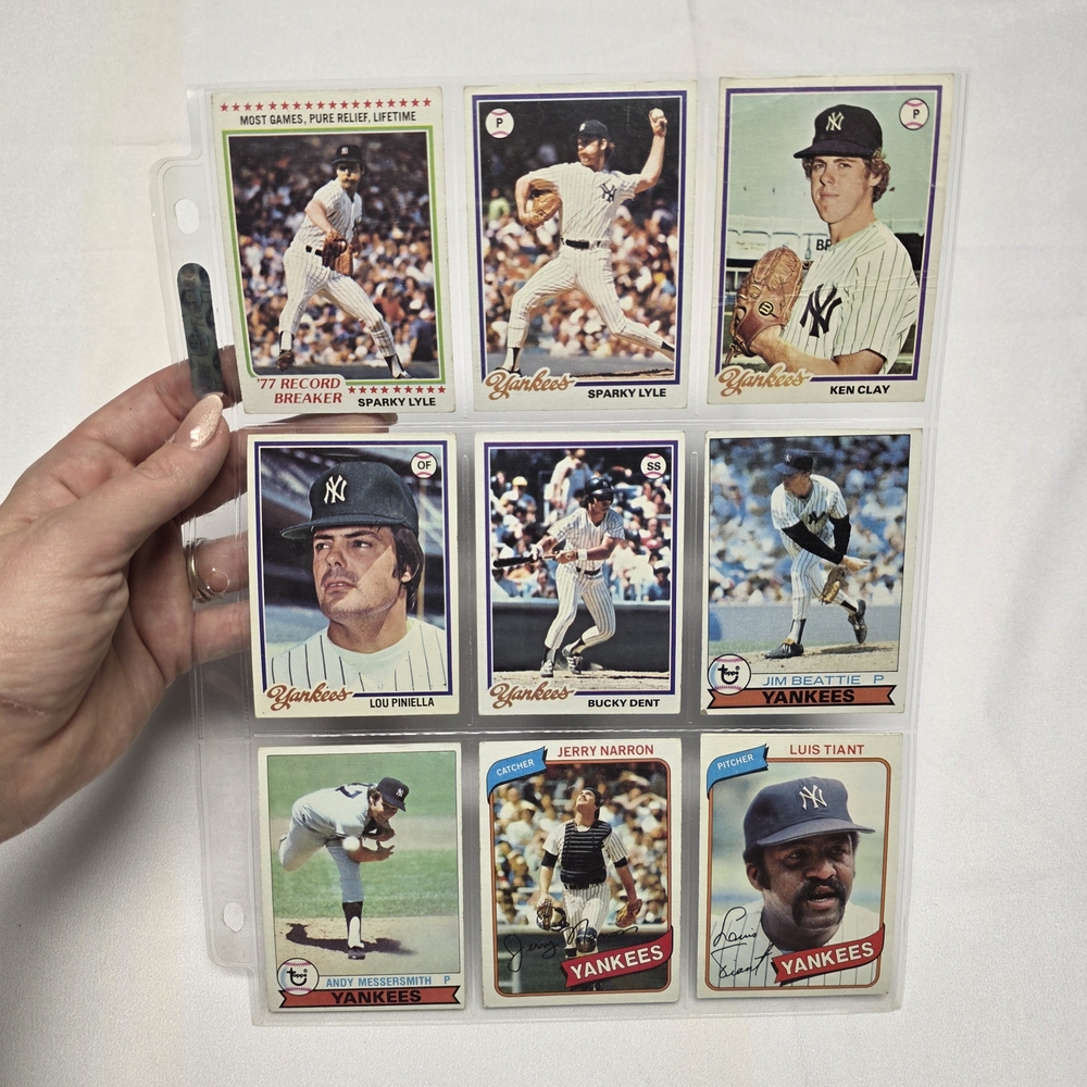 Topps Yankees Trading Cards - Multicolor